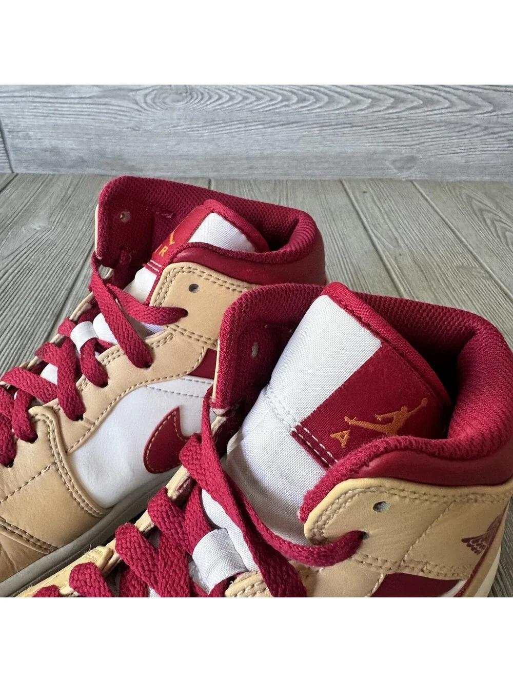 Nike Air Jordan 1 Mid Sail Red Tan Men’s Sneakers Size 7.5 Style 554724-201